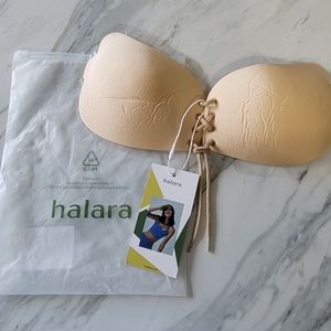 Halara Strapless Push Up Invisible Adhesive Bra